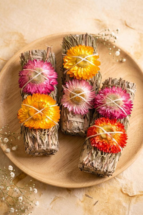 white sage & strawflower smudge bundle